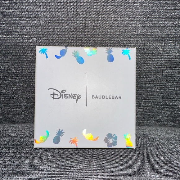 ✨🆕 Disney Stitch Christmas Baublebar Earrings - Picture 3 of 3